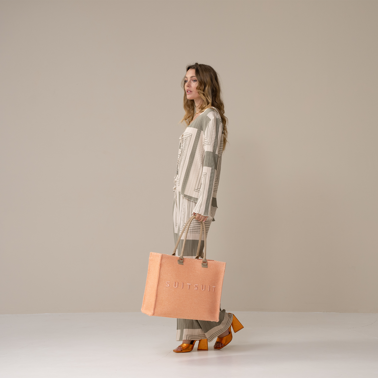 Fusion - Pale Orange - Reistas