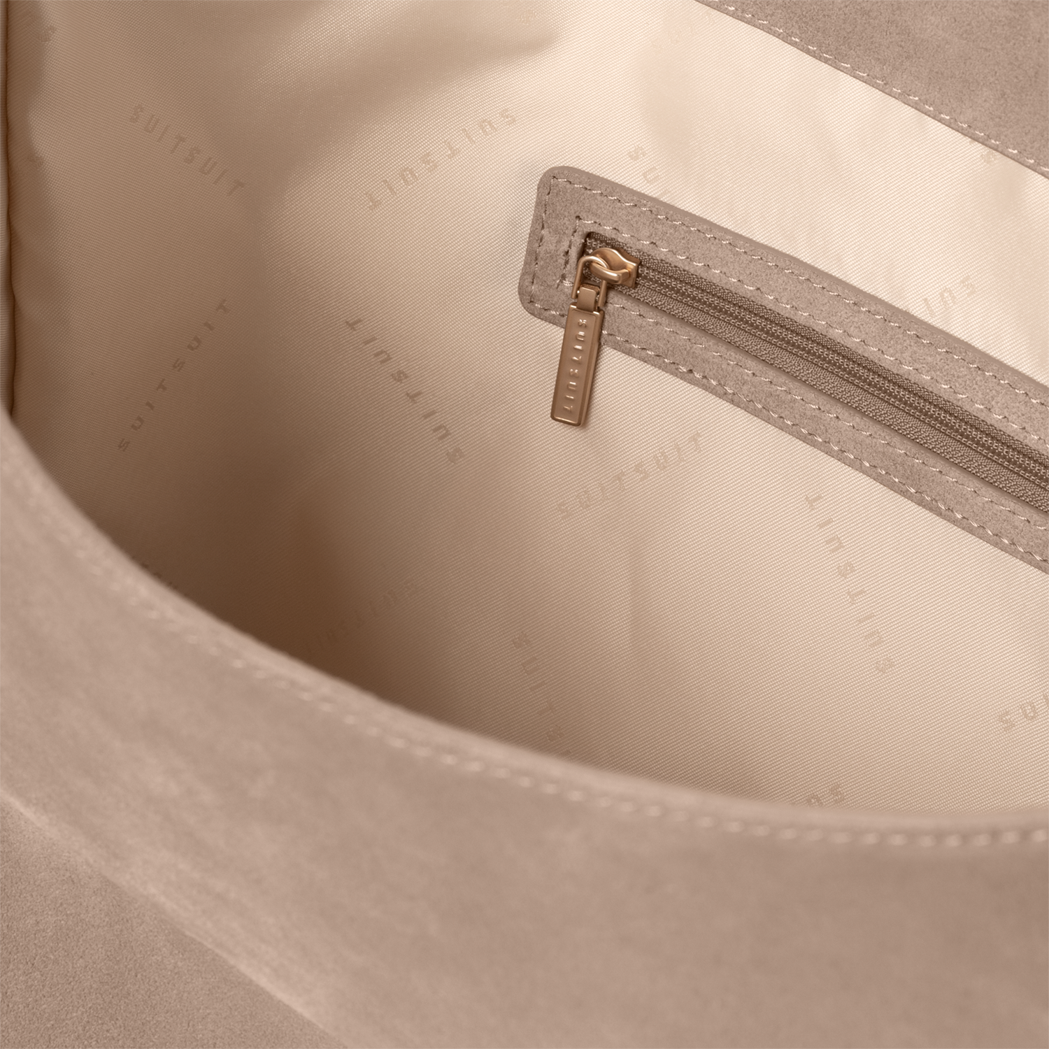 Fab Seventies Special Edition - Sandy Brown - Slouchy Bag (Suède)