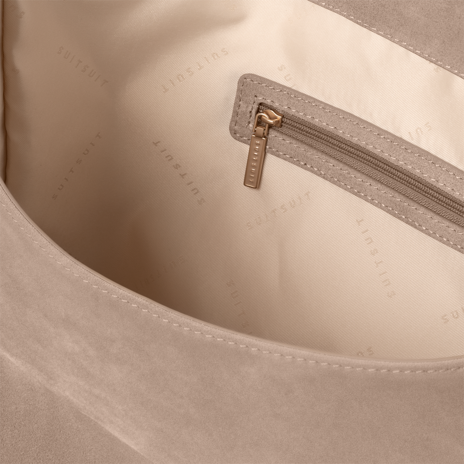 Serenity - Sandy Brown - Slouchy Bag (Suède)