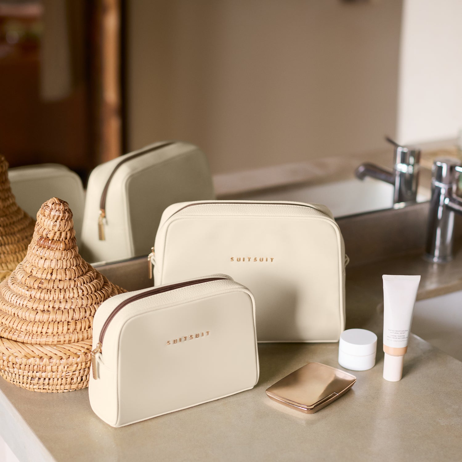 Serenity - Whisper White - Toilettas XL & Make-up Tasje